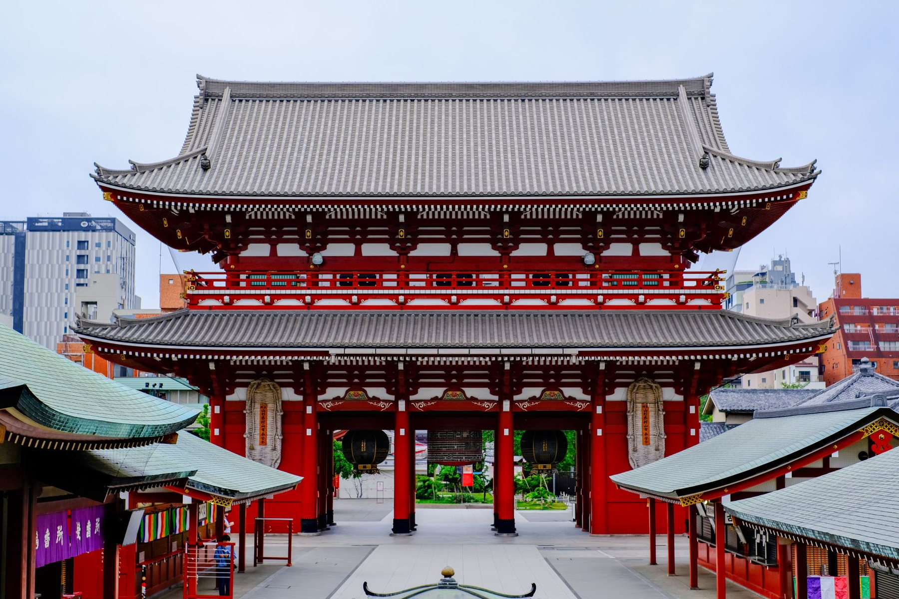The entrance to Sensō-ji, Tokyo