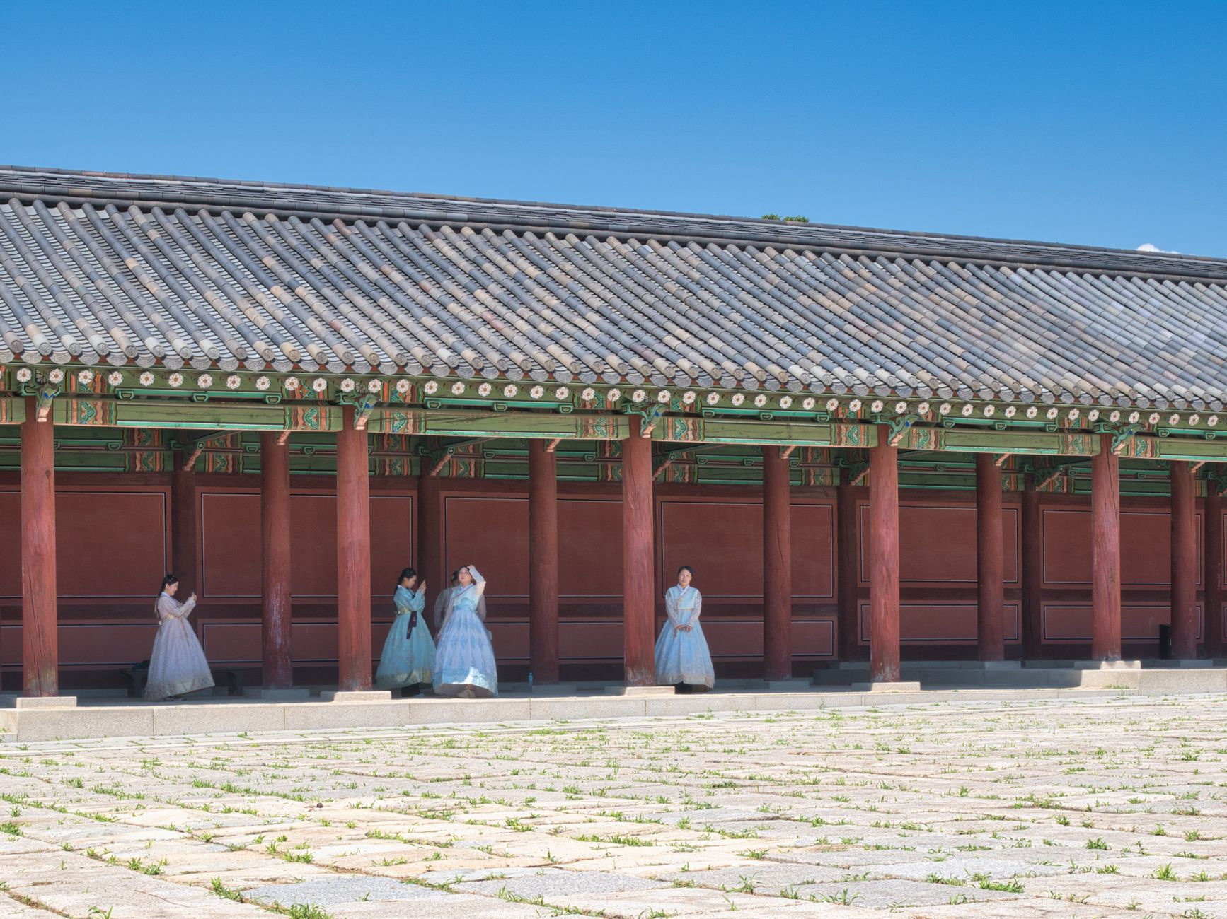 Visitors at Gyeongbokgung Palace, Seoul