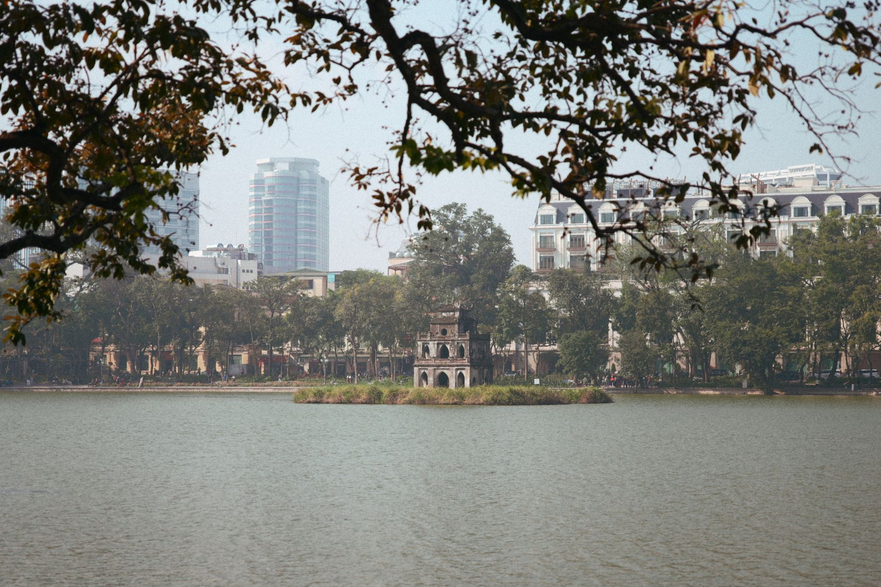 Hoàn Kiếm Lake, Hanoi