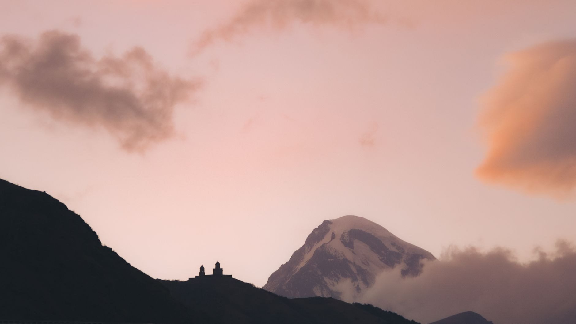 Georgia by Road & Rail: Tbilisi, Kakheti & Kazbegi Route Guide