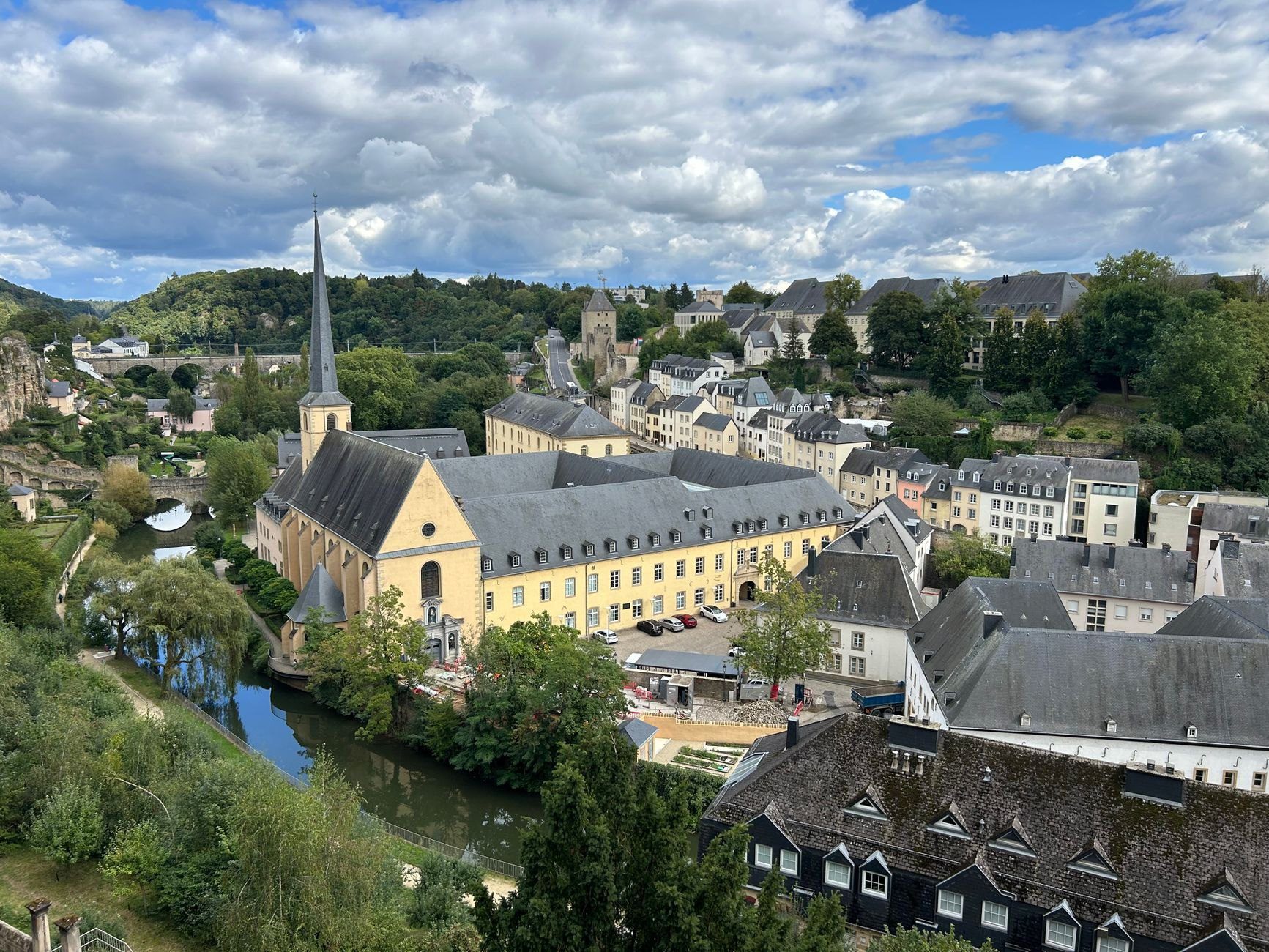 Luxembourg Beyond the City: 5-Day Vianden & Mullerthal Route