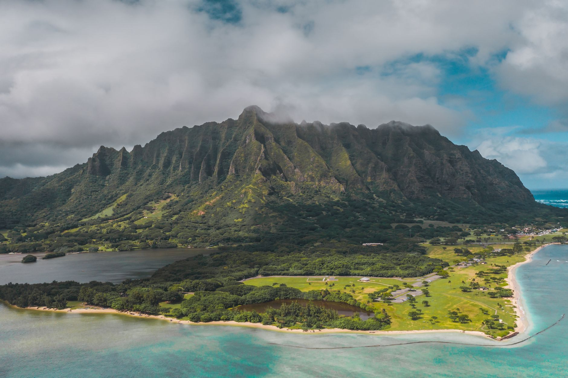 Dominica Travel Guide: Boiling Lake, Rainforest Hikes, and Mountain Logistics