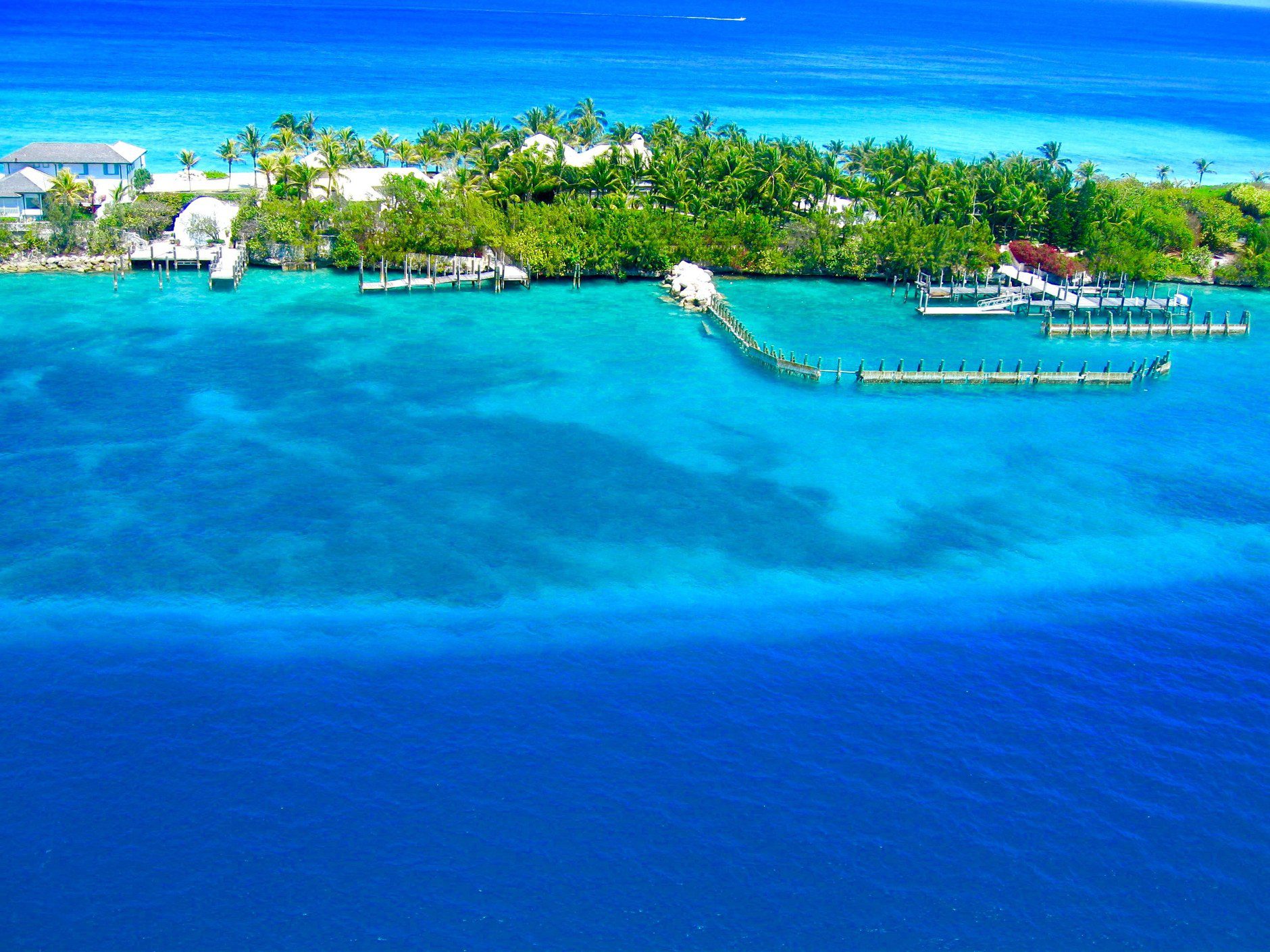 New Providence and the Out Islands: A Realistic 7-Day Bahamas Itinerary Beyond the Mega-Resorts