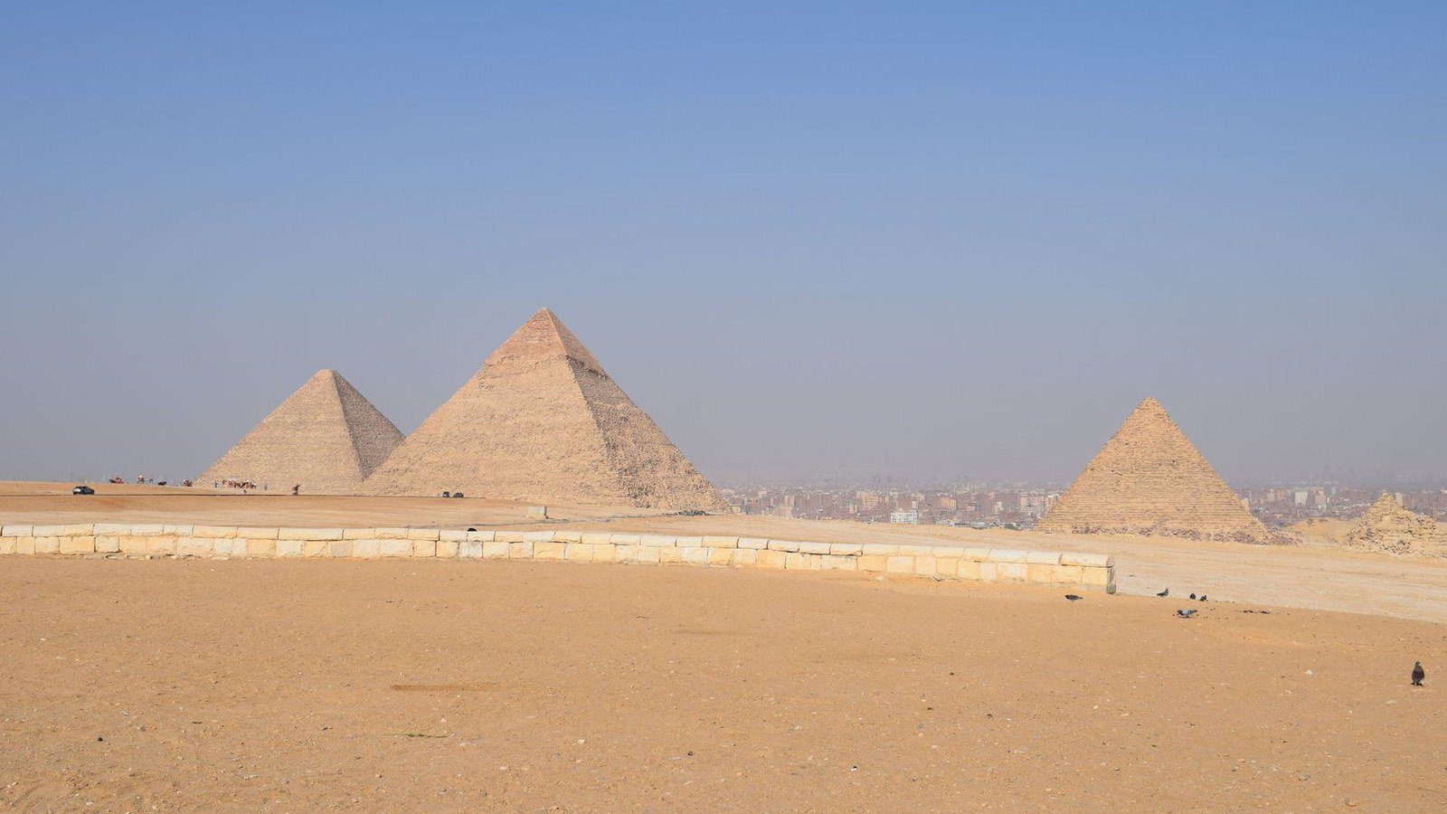 The pyramids on the Giza Plateau