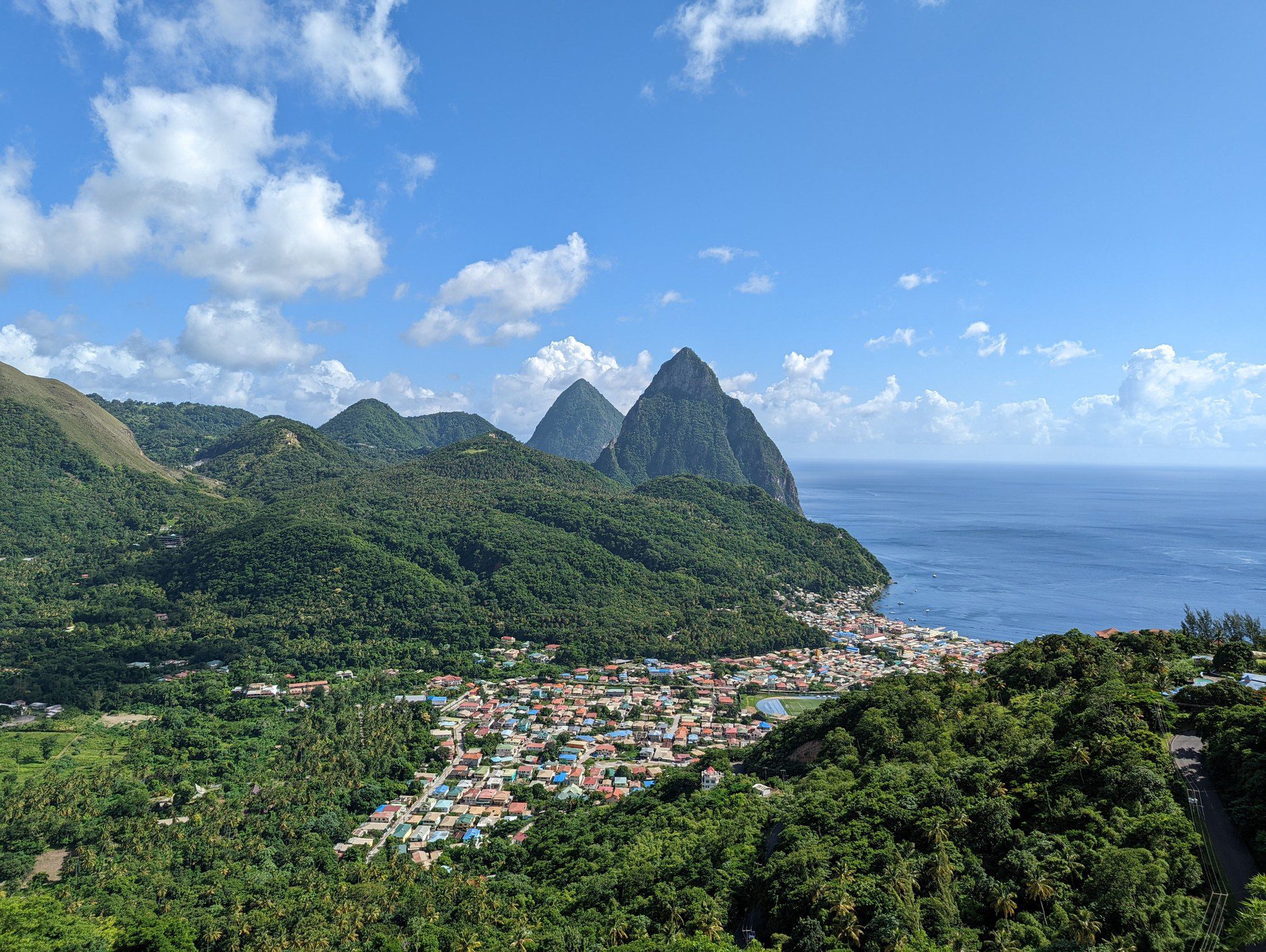 The Pitons and the North: A Realistic 7-Day Split-Stay Saint Lucia Guide