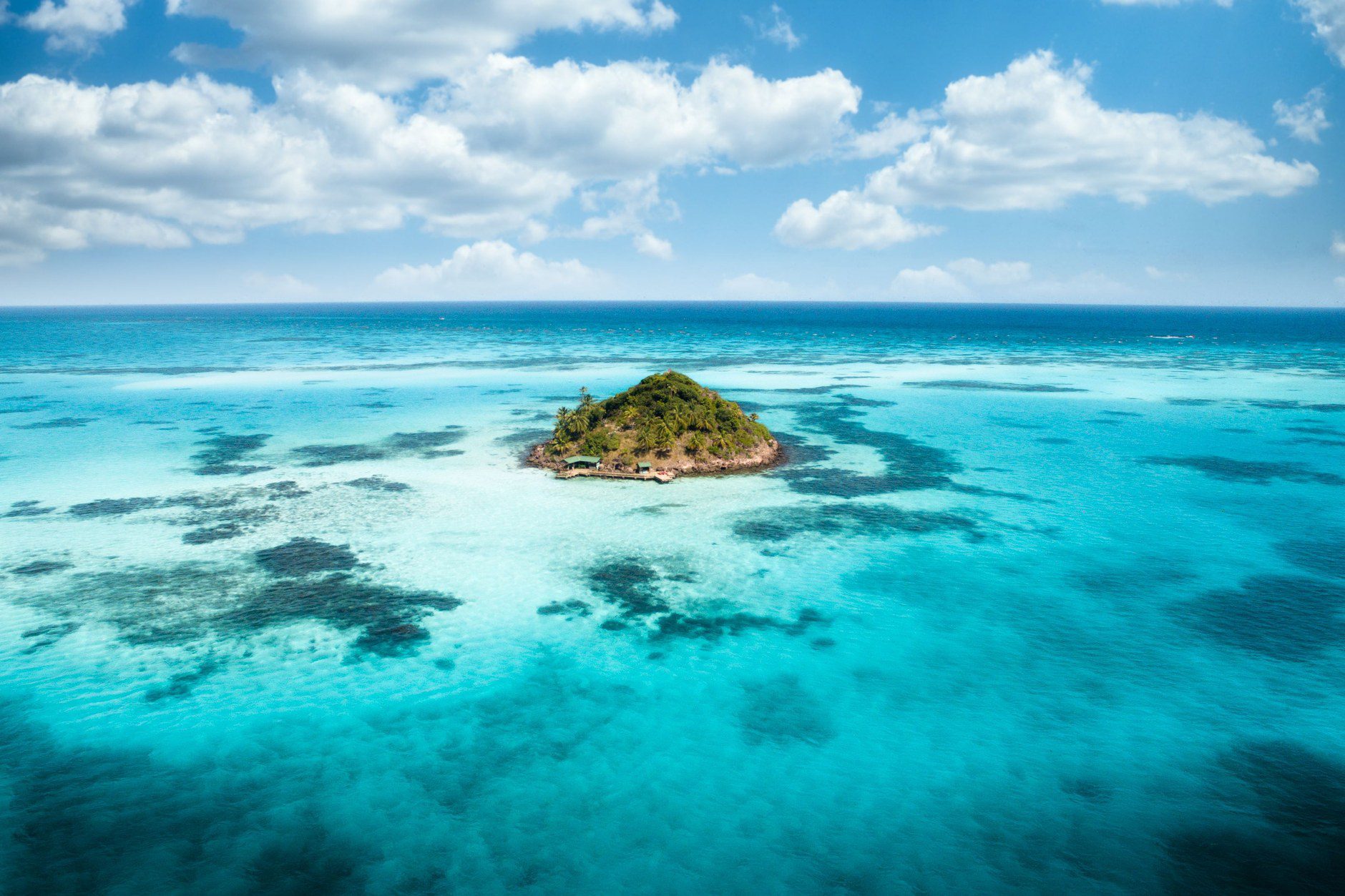 Saint Vincent & the Grenadines Travel Guide: Volcanic Peaks & Coral Cays